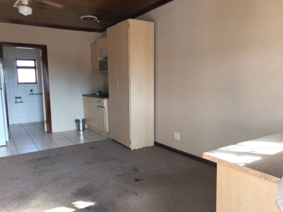 1 Bedroom Property for Sale in Brandwag Free State